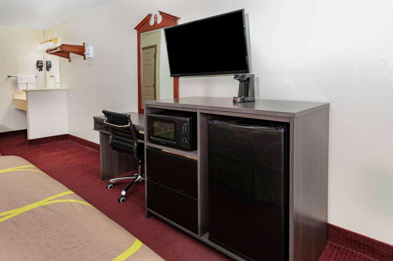 Super 8 By Wyndham Kinder/Coushatta Near Casino Extérieur photo